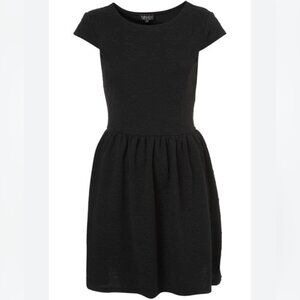 Specklers cap sleeve floral print black dress